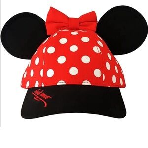 EUC- Youth Minnie Mouse
Disneyland Polka Dot Snapback Cap
with Ears
